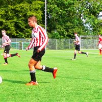 AB JO17-7 laat Sportlust'46 voetballen, maar blijft ze wel de baas